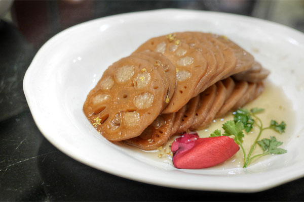 Lotus Root Stuffed with Sweet Rice