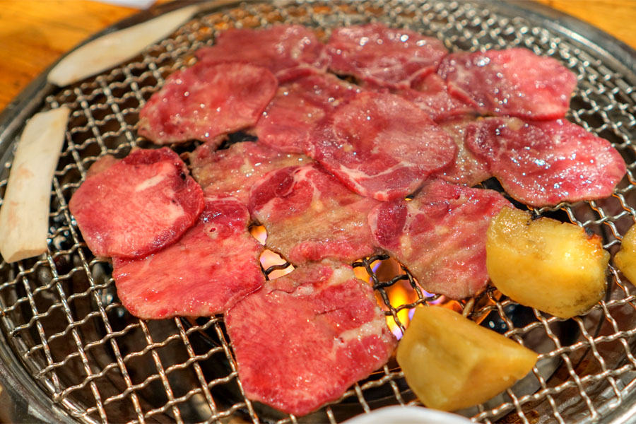 Prime beef tongue (Grilling)