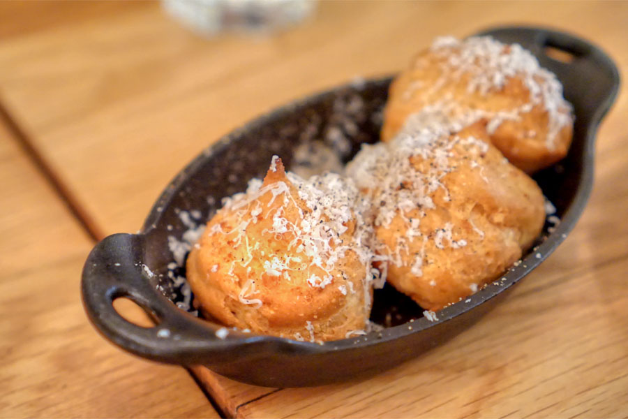 gougeres with parmesan and black pepper