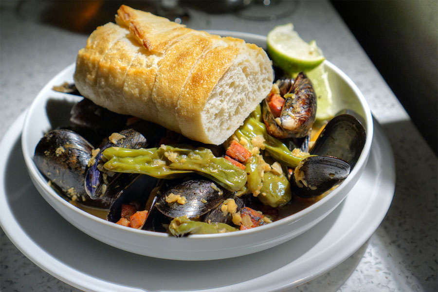 Beer Steamed Mussels