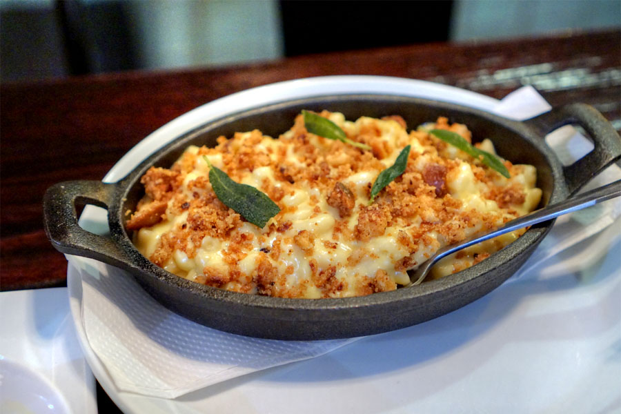 Smoked Gouda Mac and Cheese