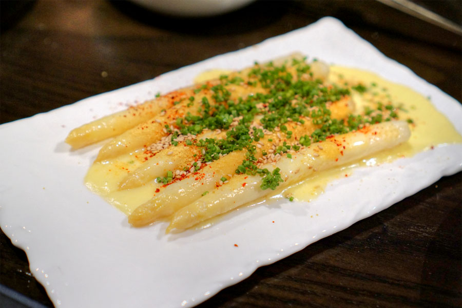 White Asparagus Glazed in Hollandaise