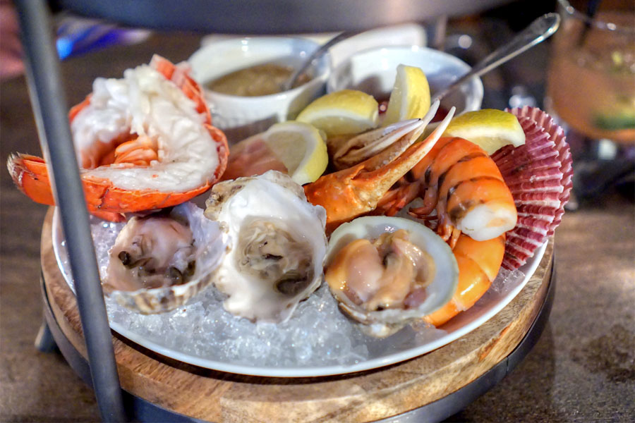 Raw & Steamed Shellfish