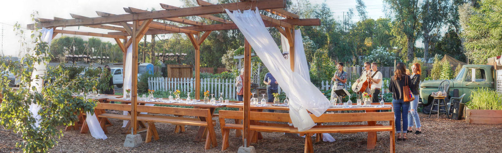 Table & Bench Seating