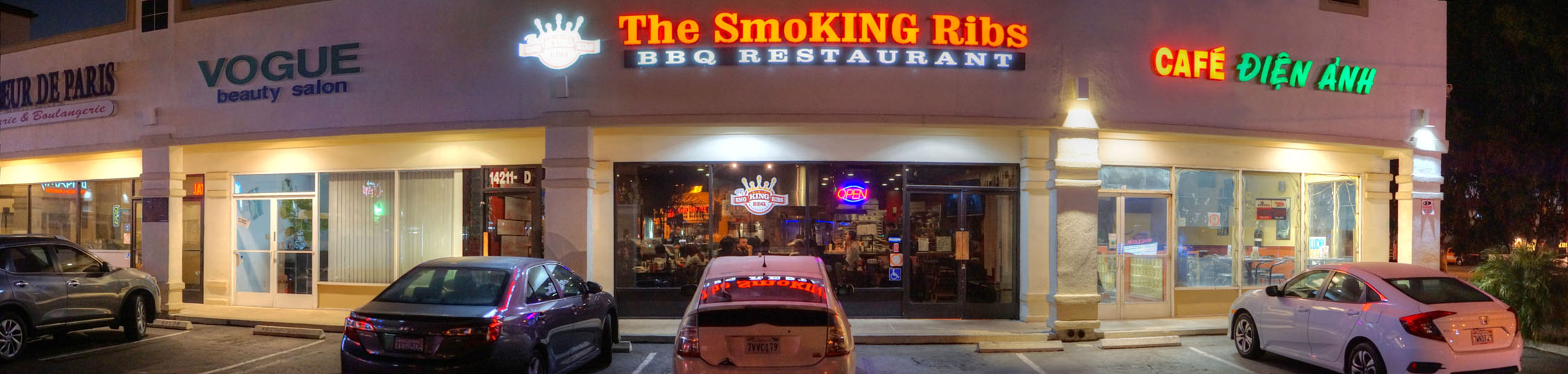 The Smoking Ribs Exterior