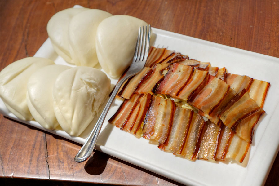 Spiced Pork Belly Served With Fluffy Steamed Bun