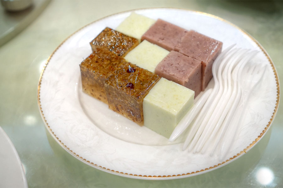 Osmanthus Pudding / Imperial Green Bean Cake / Coconut Milk Red Bean Cake