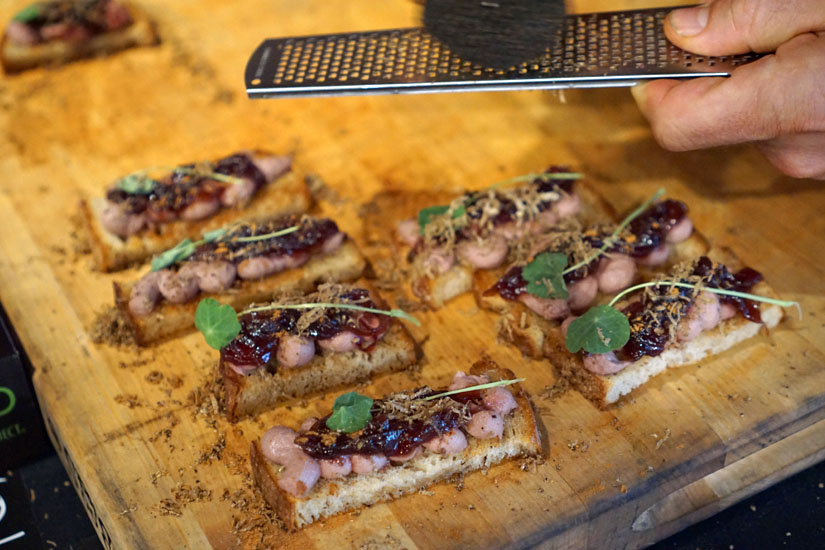 Wolf Bite (Chicken Liver Cicchetti, Black Truffle, Red Onion Marmalade, Five Spice, Nasturtium)