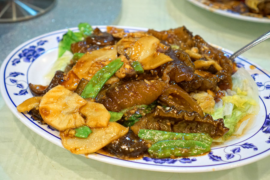 Sea Cucumber with Black Mushroom