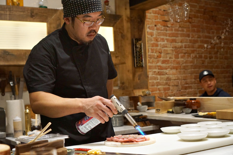 Gino Choi Searing Tuna