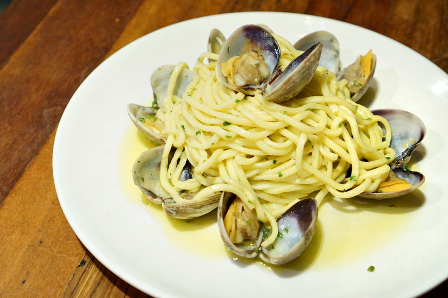 Clams (Fresh Spaghetti)