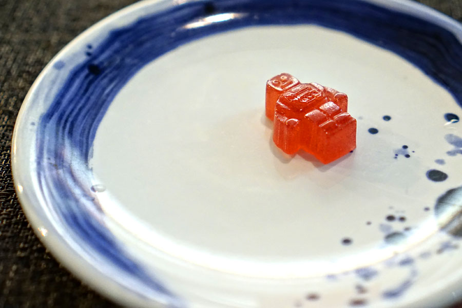 Raspberry-Prosecco Gummy