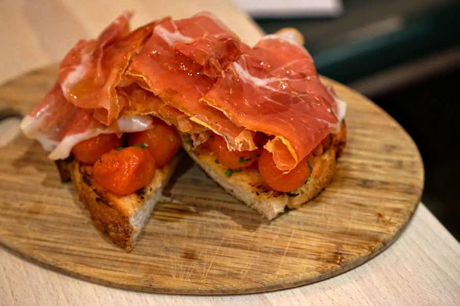 Pan con Tomate + Jamon