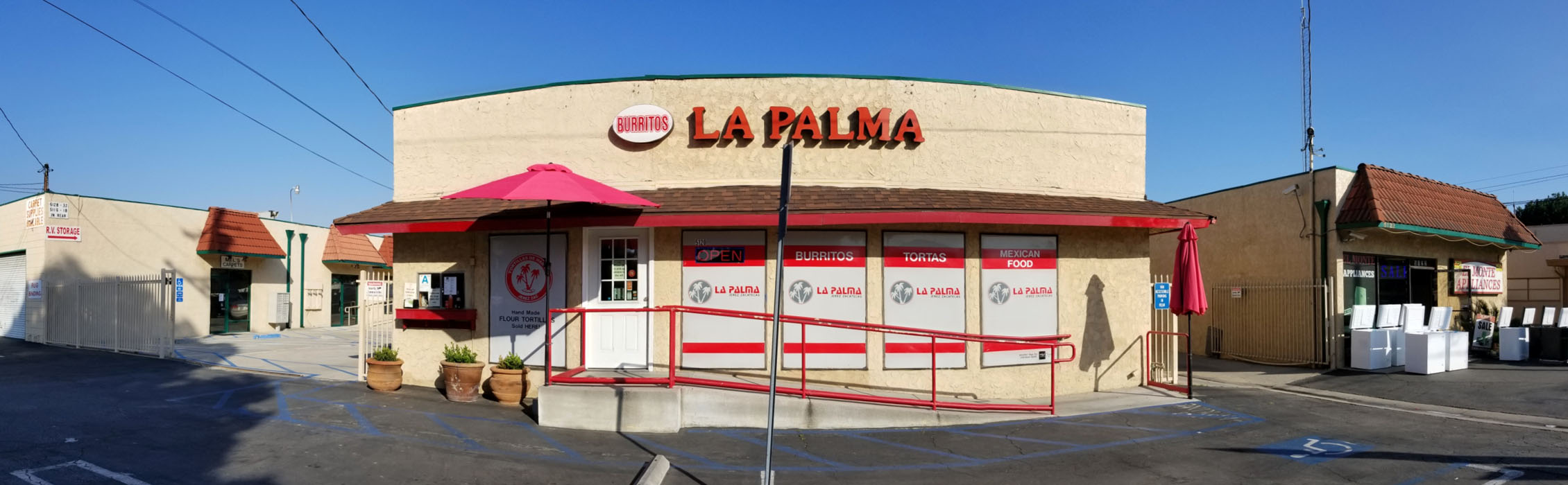 Burritos La Palma Exterior