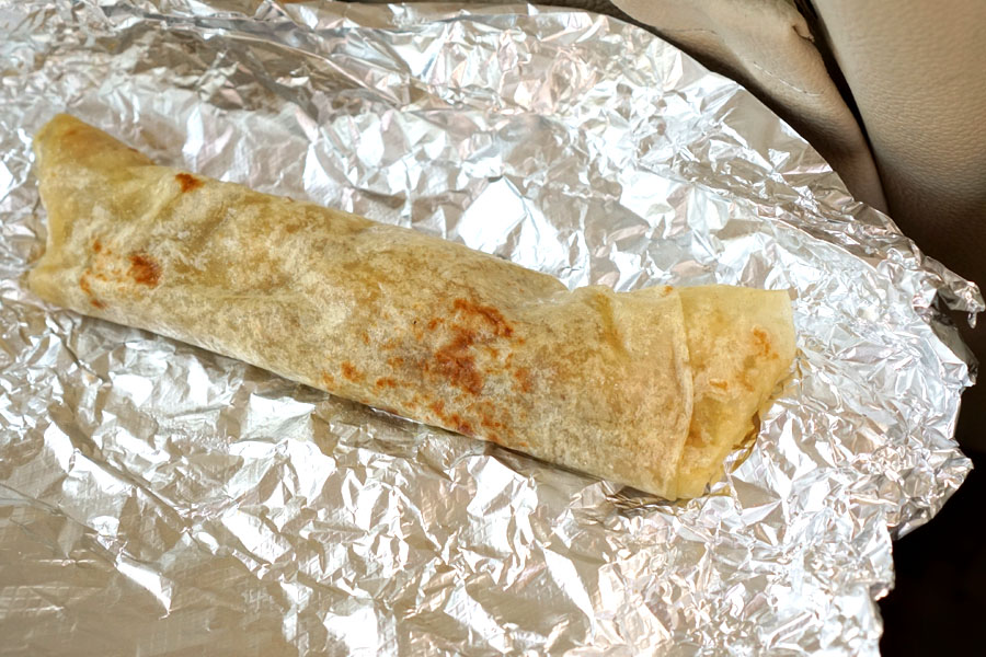 Deshebrada Burrito