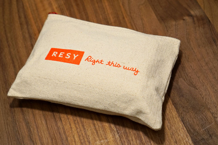 Resy Pouch