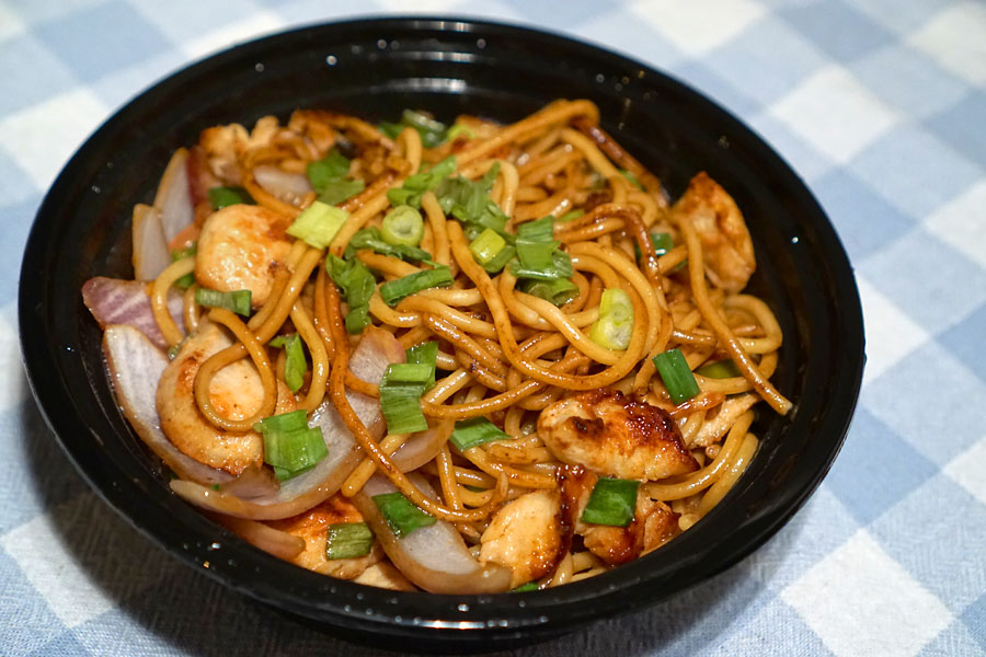 Tallarin Saltado - Chicken