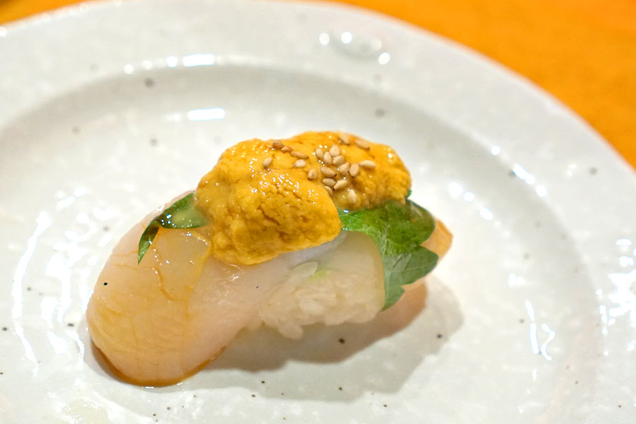 Scallop w/ Uni