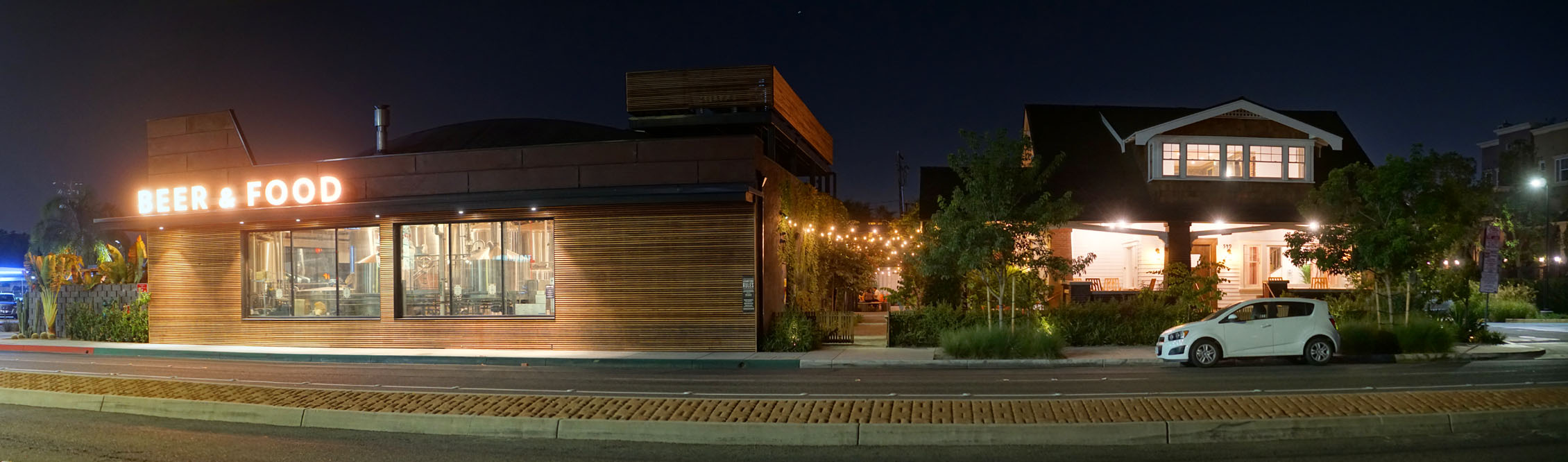 Modern Times Leisuretown Exterior