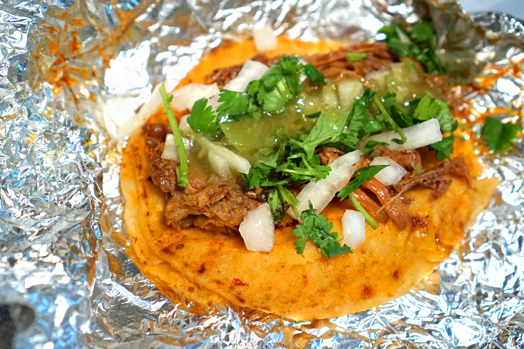 Taco de Birria de Res Regular (Dressed)