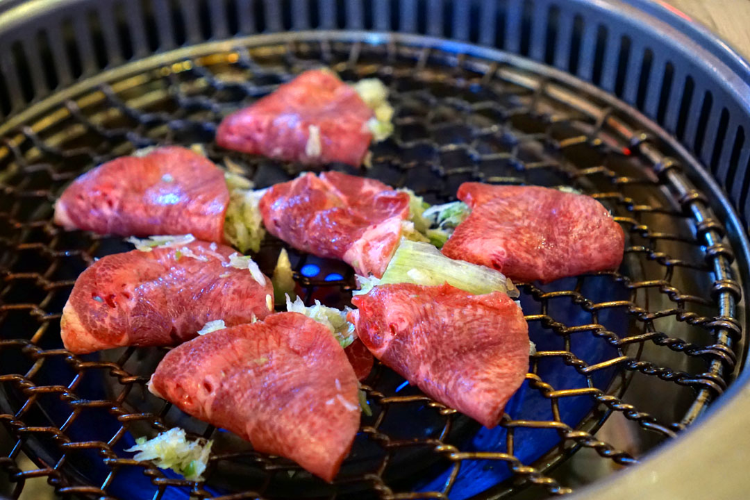 US Wagyu Style Signature Negi-Shio Tongue - Cooking