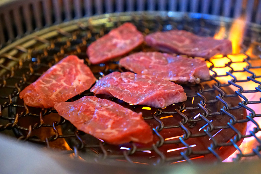 US Wagyu Style Ribeye (Salted) - Cooking