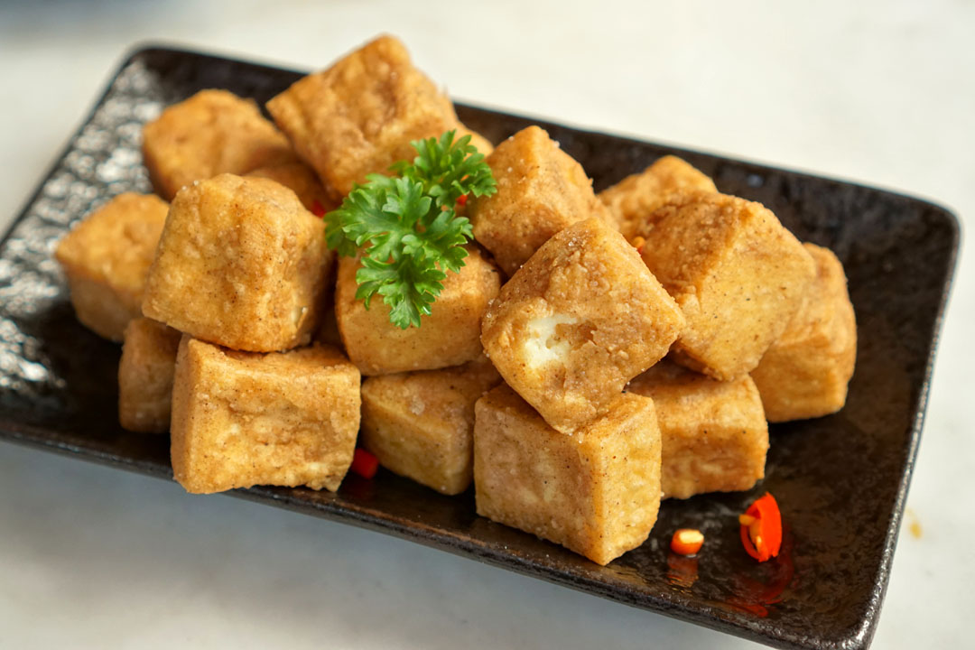 Fried Salt & Pepper Chili Tofu (炸豆腐)