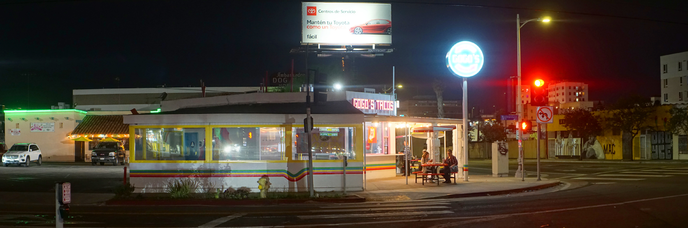 Gogo's Tacos Exterior