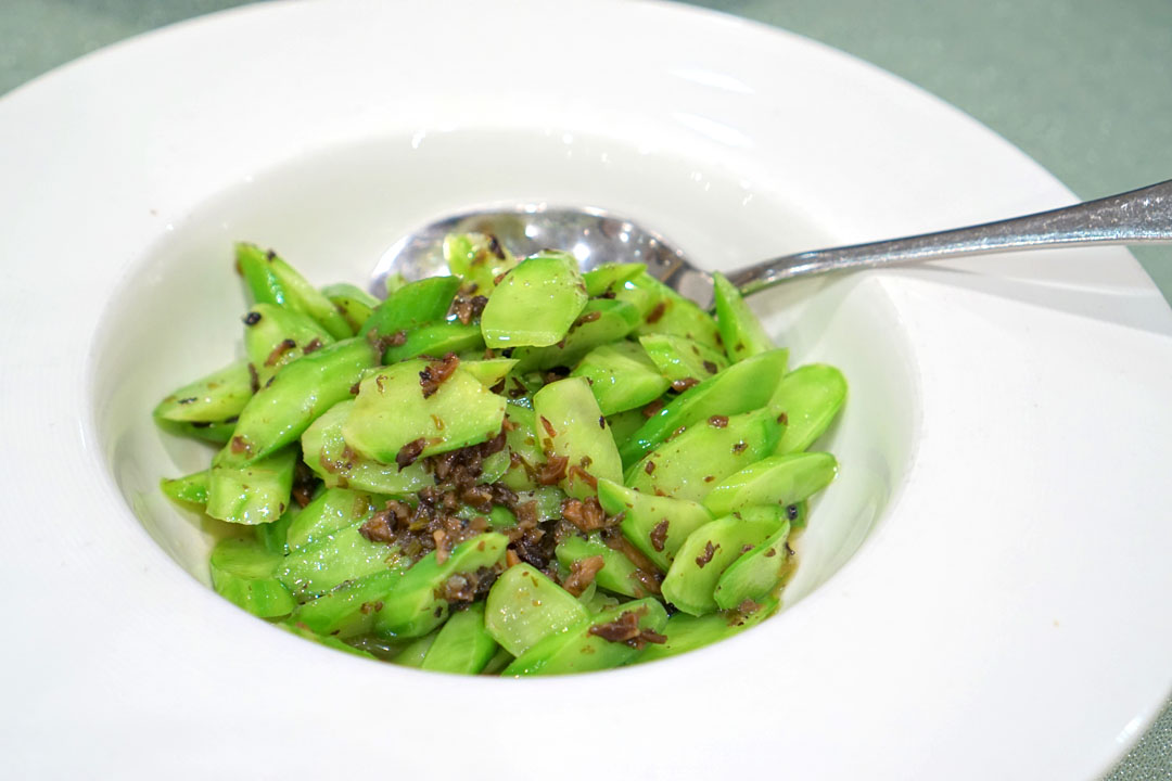 松露芥蘭片 (Chinese Broccoli with Black Truffle)