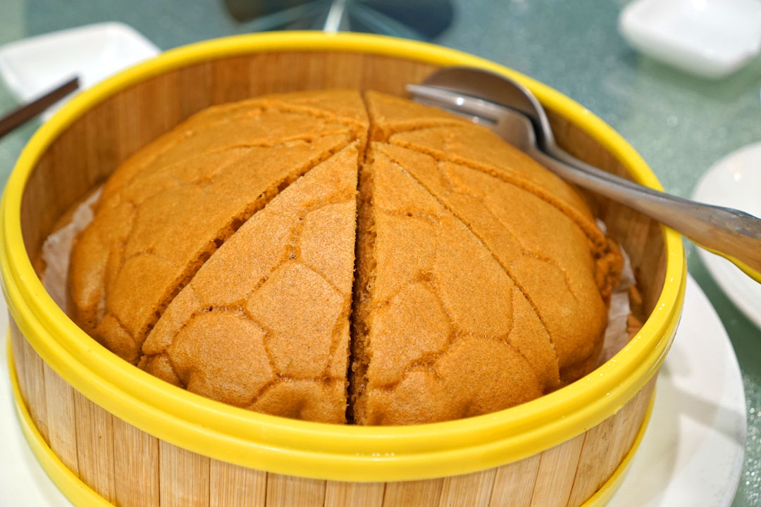 馳名馬拉糕 (Steamed Caramel Sponge Cake)