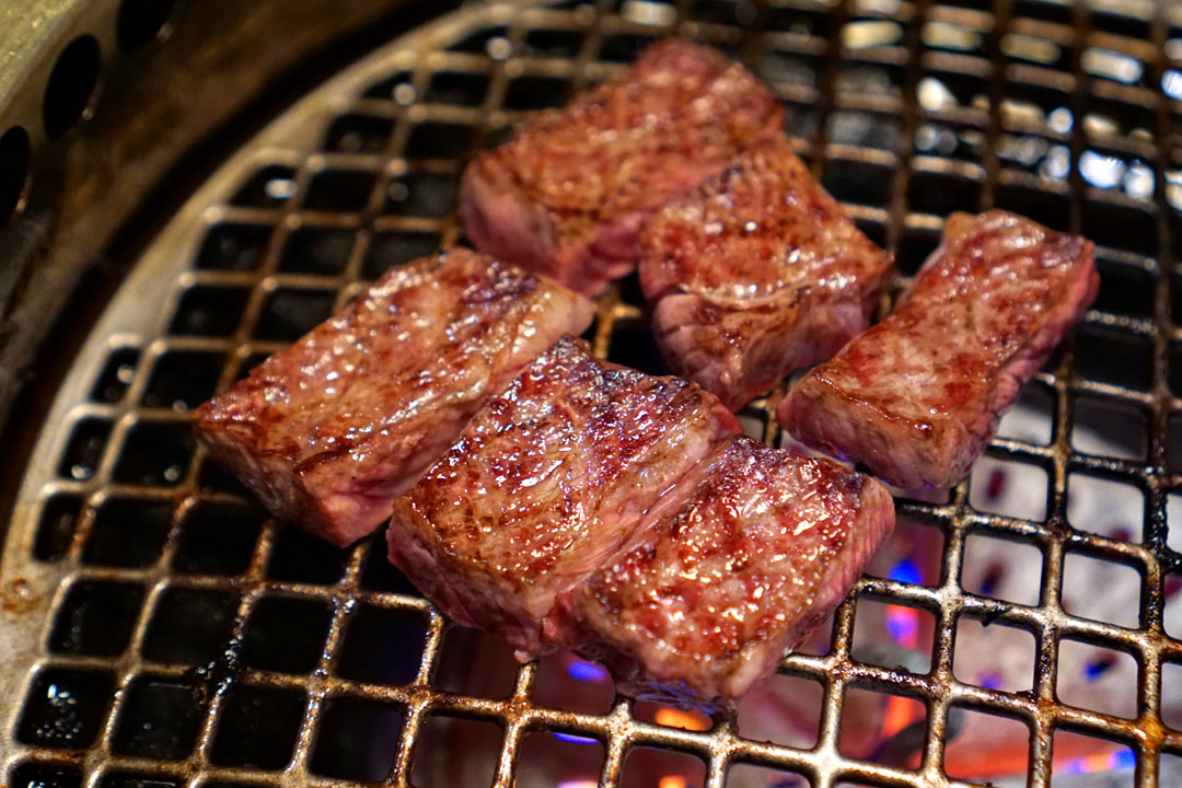 Wagyu Chuck Tail Flap – 와규 살치살 (On the Grill)