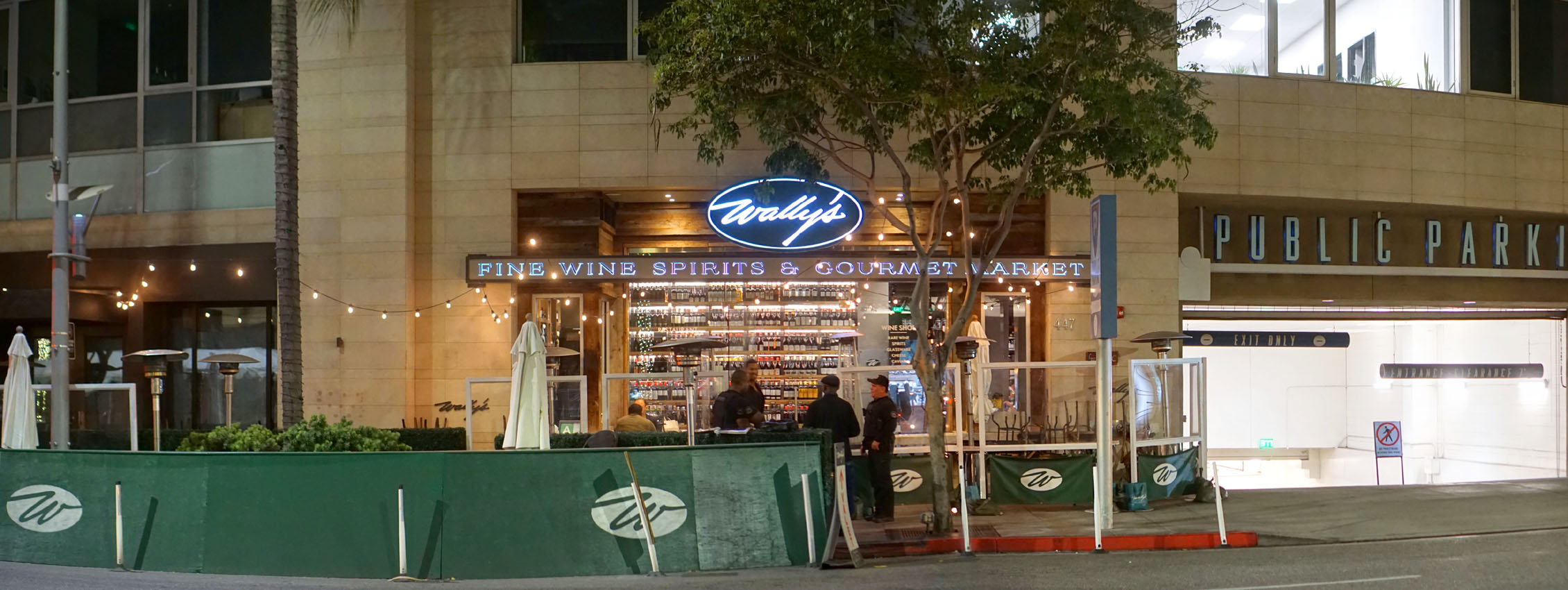 Wally's Exterior