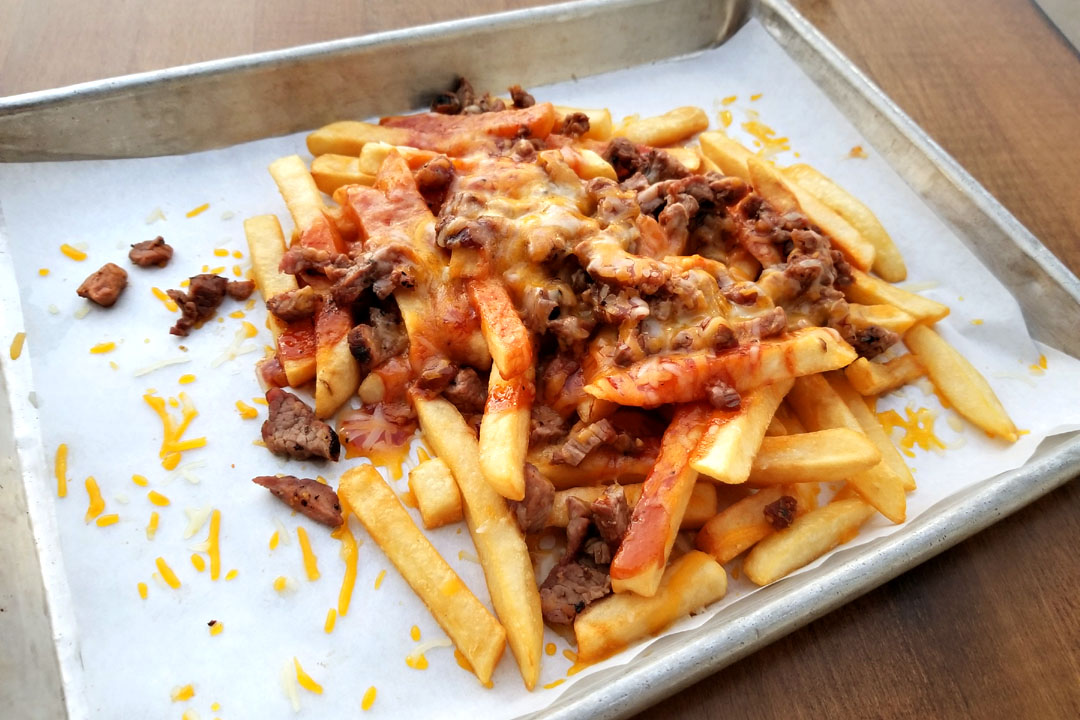 BBQ Fries – Tri Tip