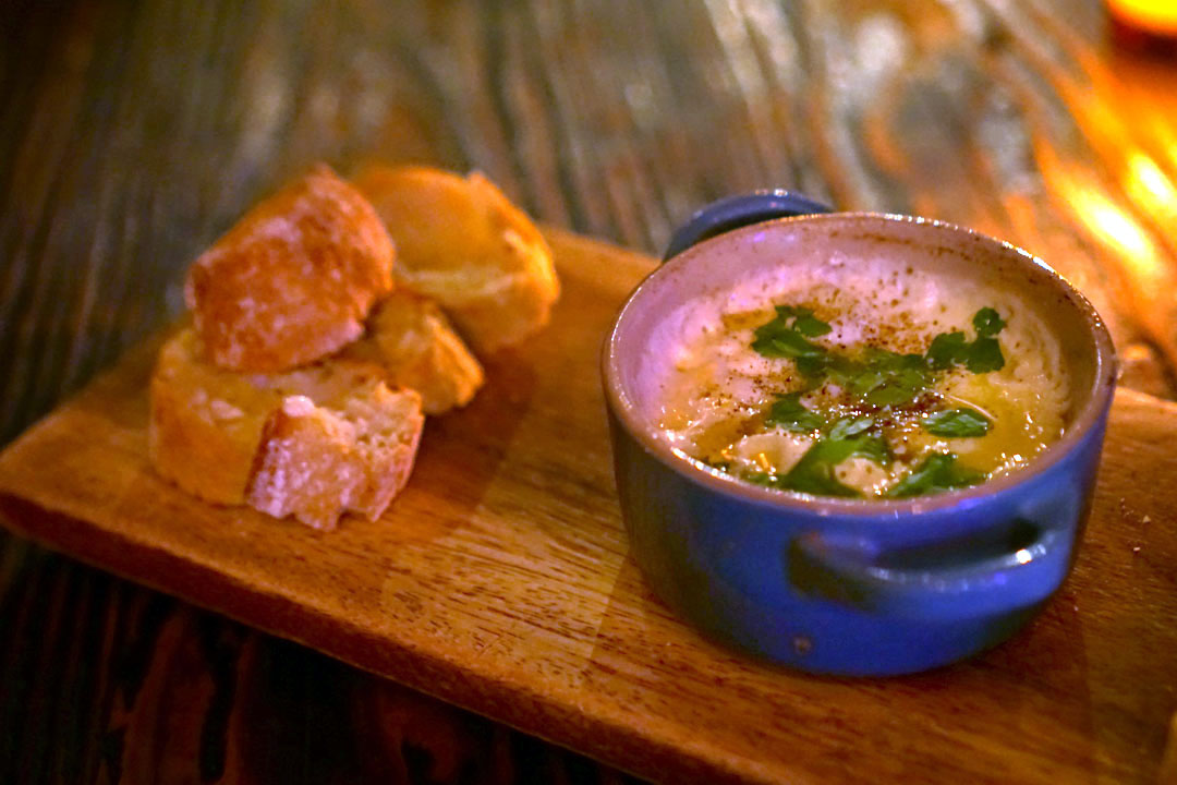 Baked Eggs, Cream, Leeks