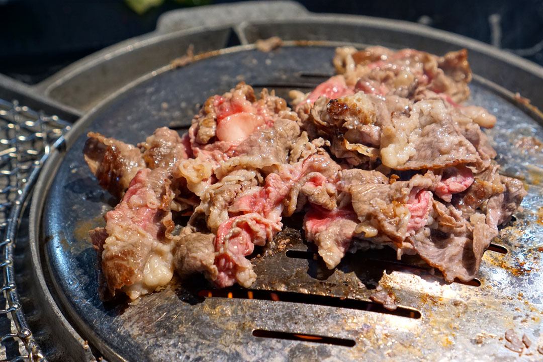 차돌박이 (Thin Sliced Prime Brisket) - Cooked