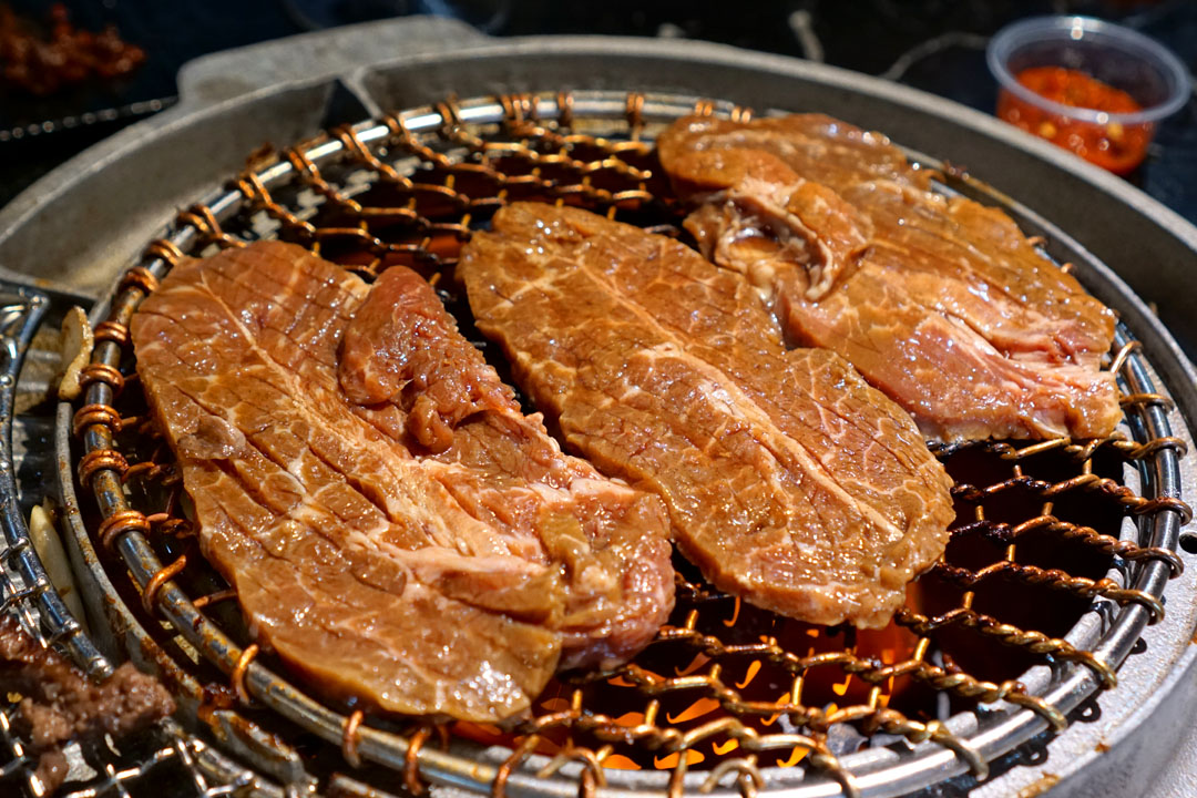 특양념부채살 (Marinated Beef Oyster Steak) - On the Grill