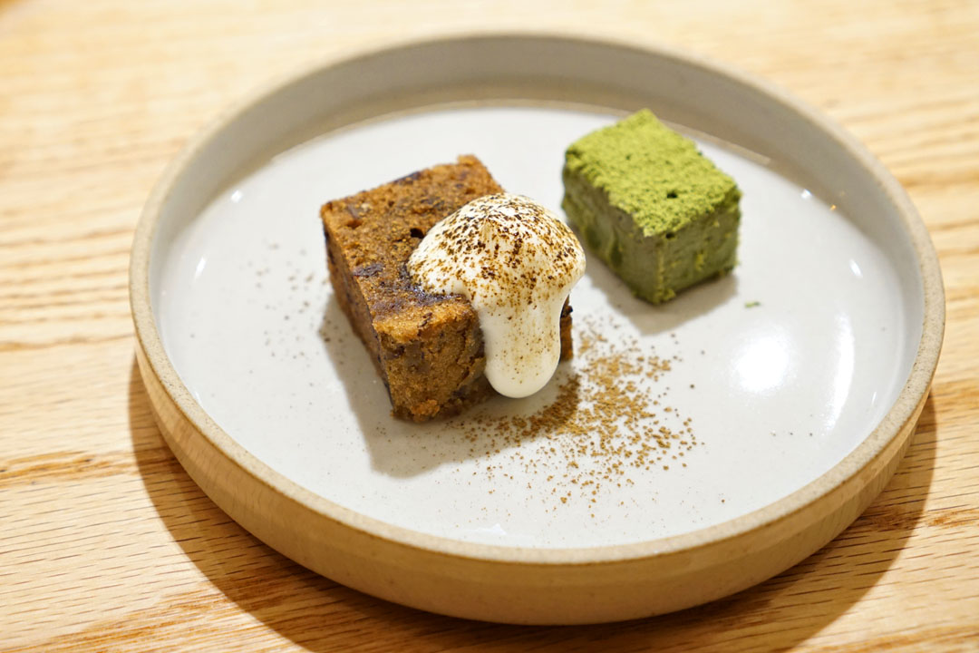 ほうじ茶ケーキ & 抹茶チョコレート / Hojicha Cake & Matcha Chocolate