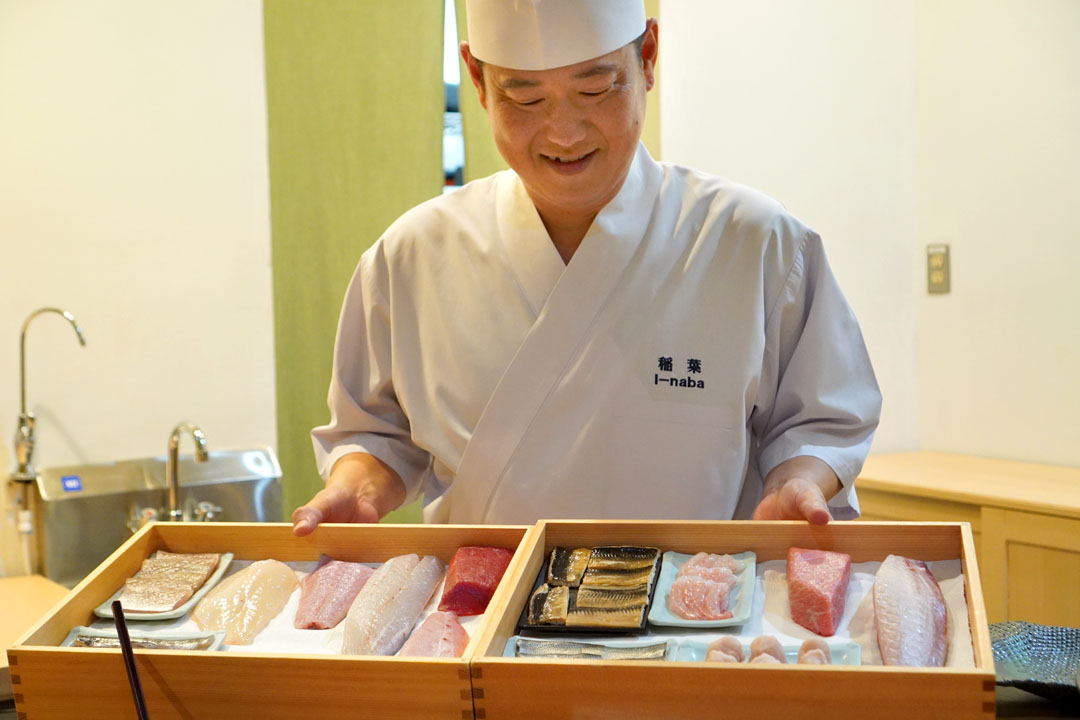 Yasuhiro Hirano Shows Off Tonight's Seafood