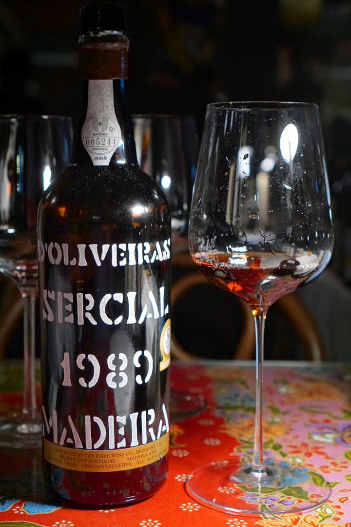 1989 D'Oliveira Sercial Madeira