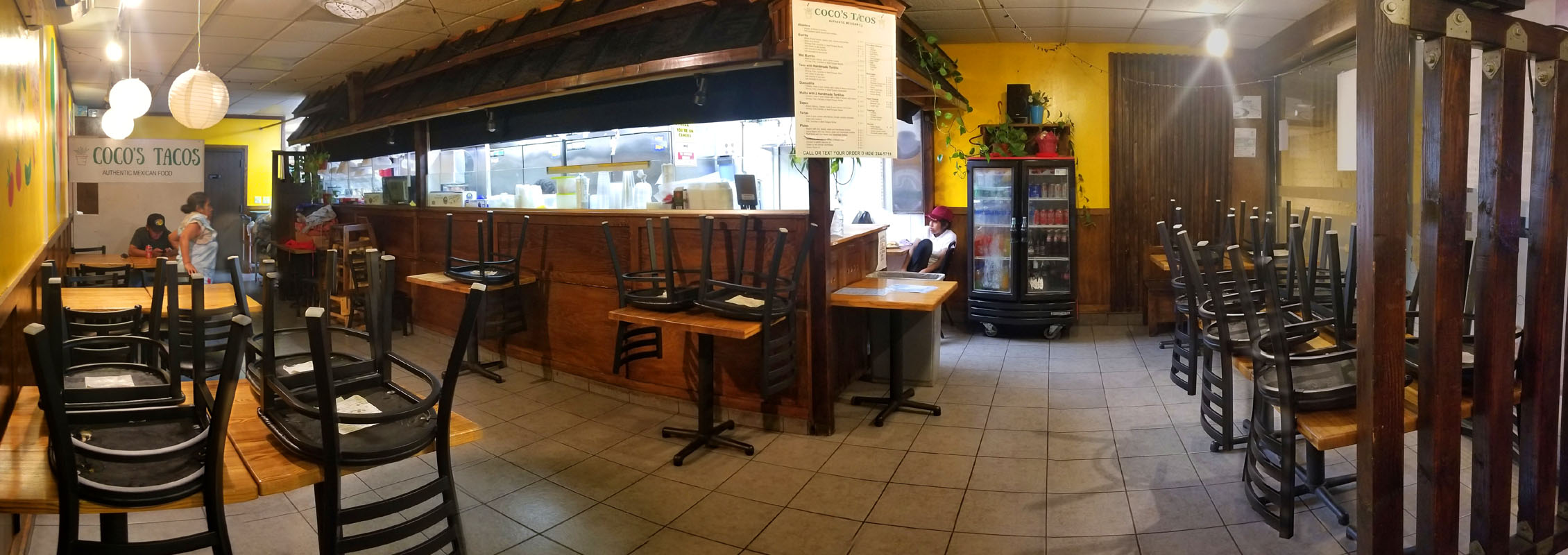 Coco's Tacos Interior