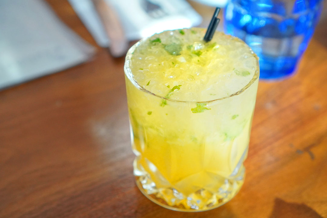 Maracuya Caipirinha