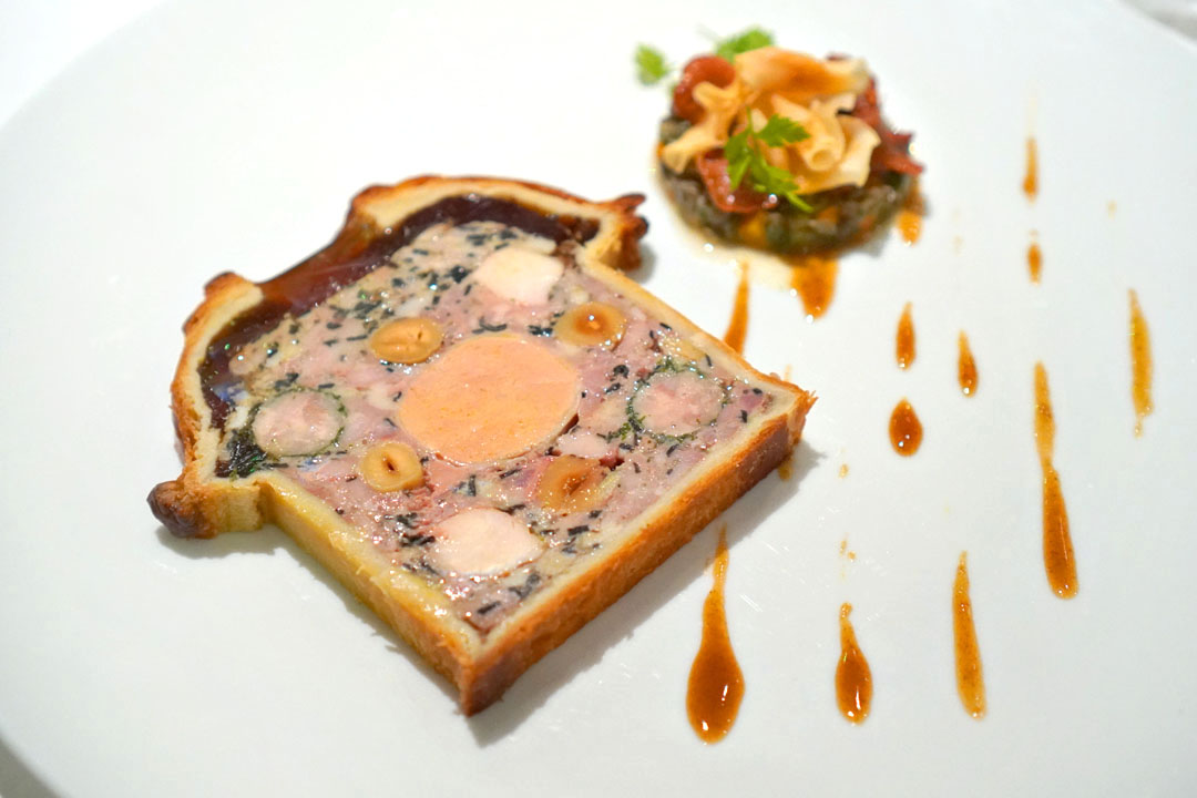 Chicken 'pâté en croûte' with foie gras and hazelnuts, mushroom flavoured jelly and Puy lentils salad