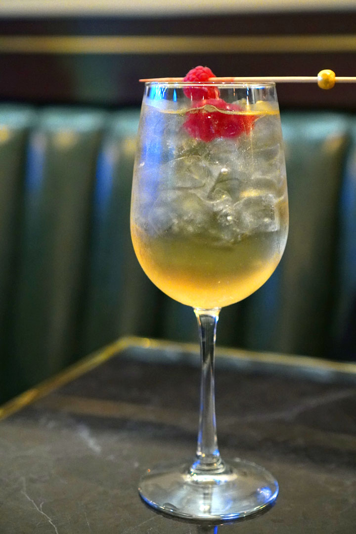 Lillet Blanc Spritz