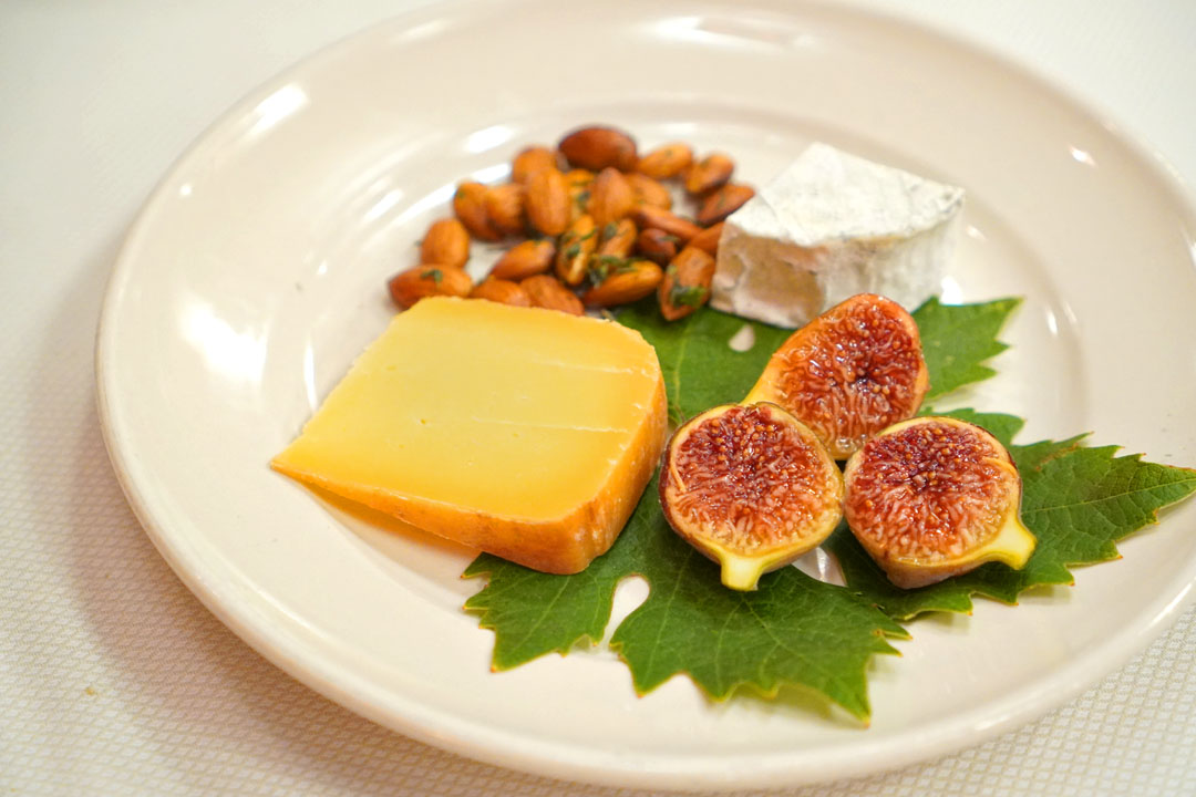 Artisan Cheese Plate