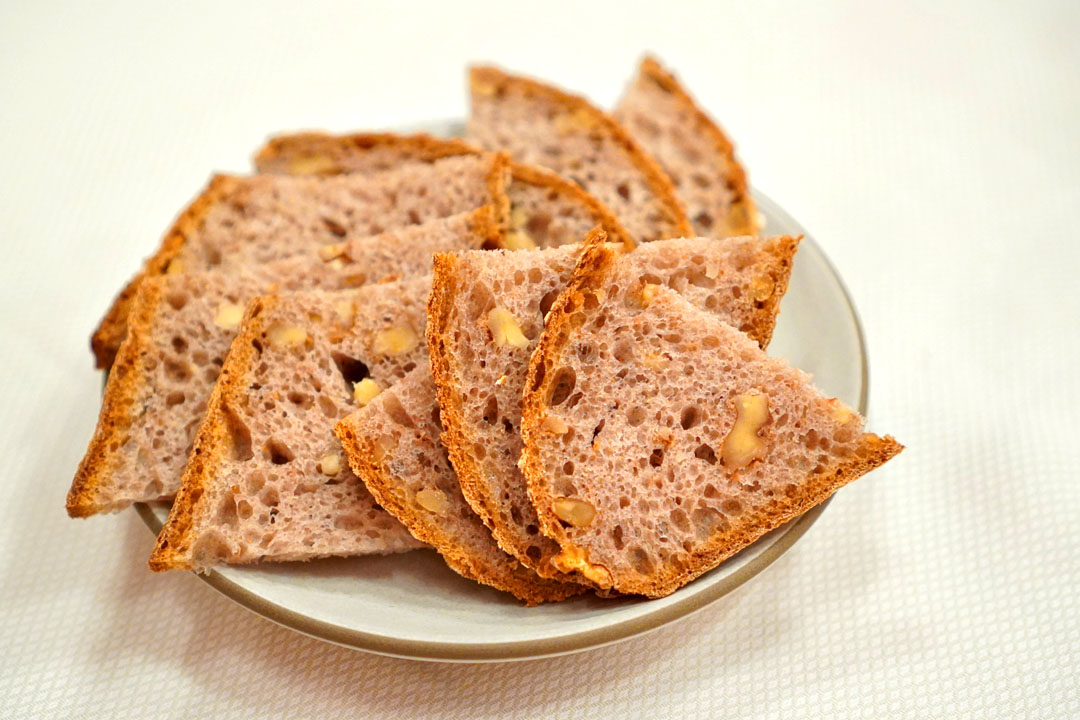 Nut Bread for Cheese