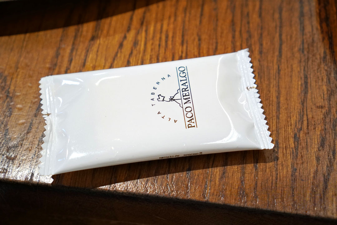 Moist Towelette