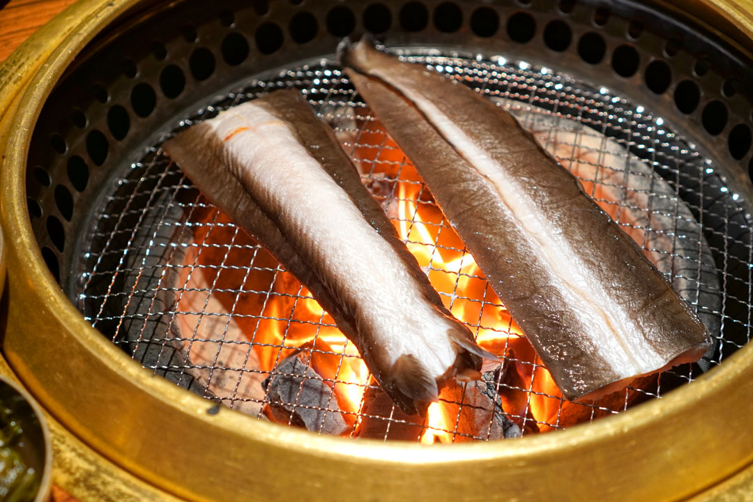 Salted Grilled Freshwater Eel (On the Grill)