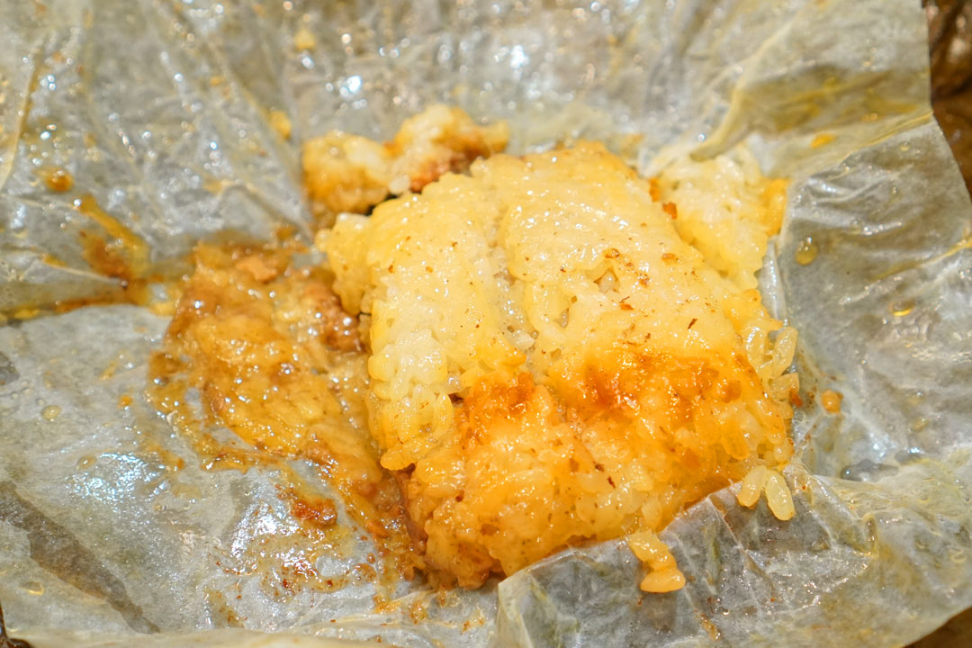 瑤柱鮑汁糯米雞 Jumbo Sticky Rice Wrap (Unwrapped)