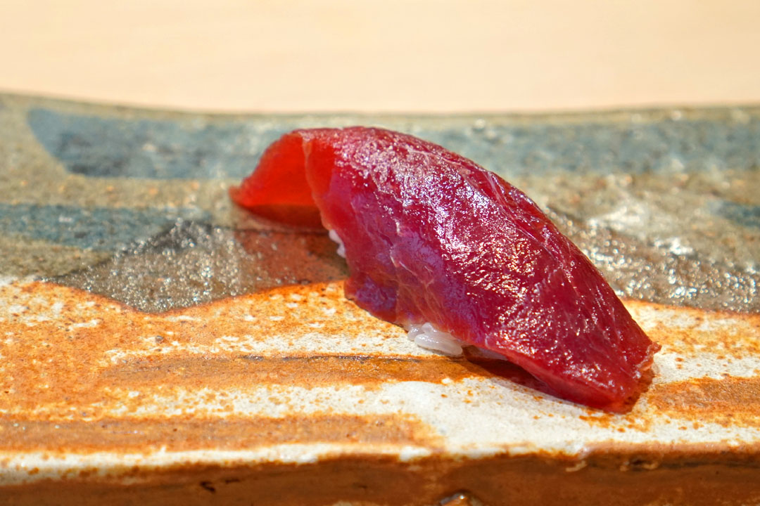 Akami Zuke