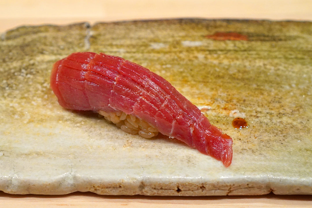 Akami Zuke